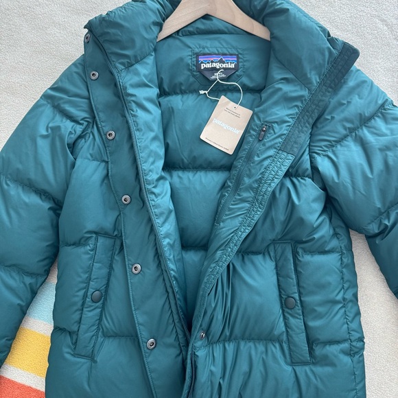 NWT Patagonia Women's Silent Down Jacket Coat XS Northern Green $269 - Picture 8 of 12